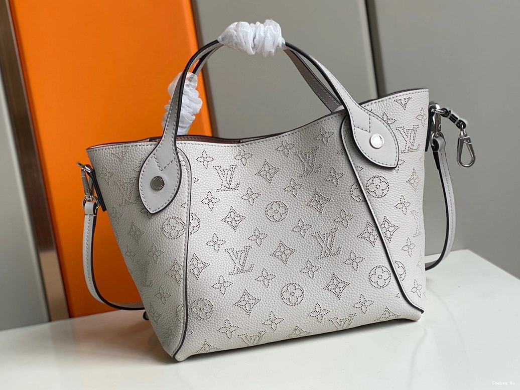 PM VUITTON HINA LOUIS 0716